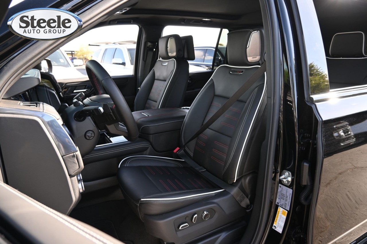 2026 GMC Yukon XL AT4 Ultimate - Photo 17