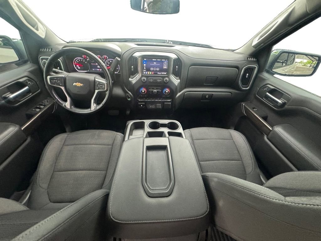 2020 Chevrolet Silverado 1500 LT - Photo 11