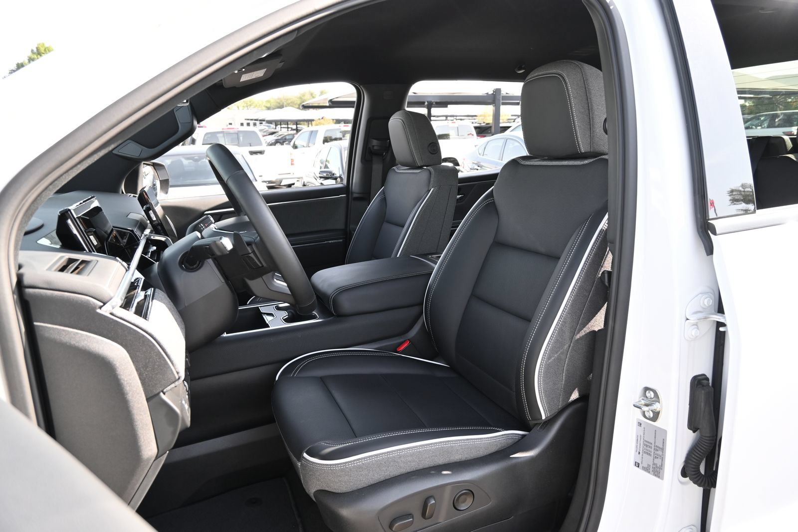 2026 GMC Sierra EV Elevation - Photo 18