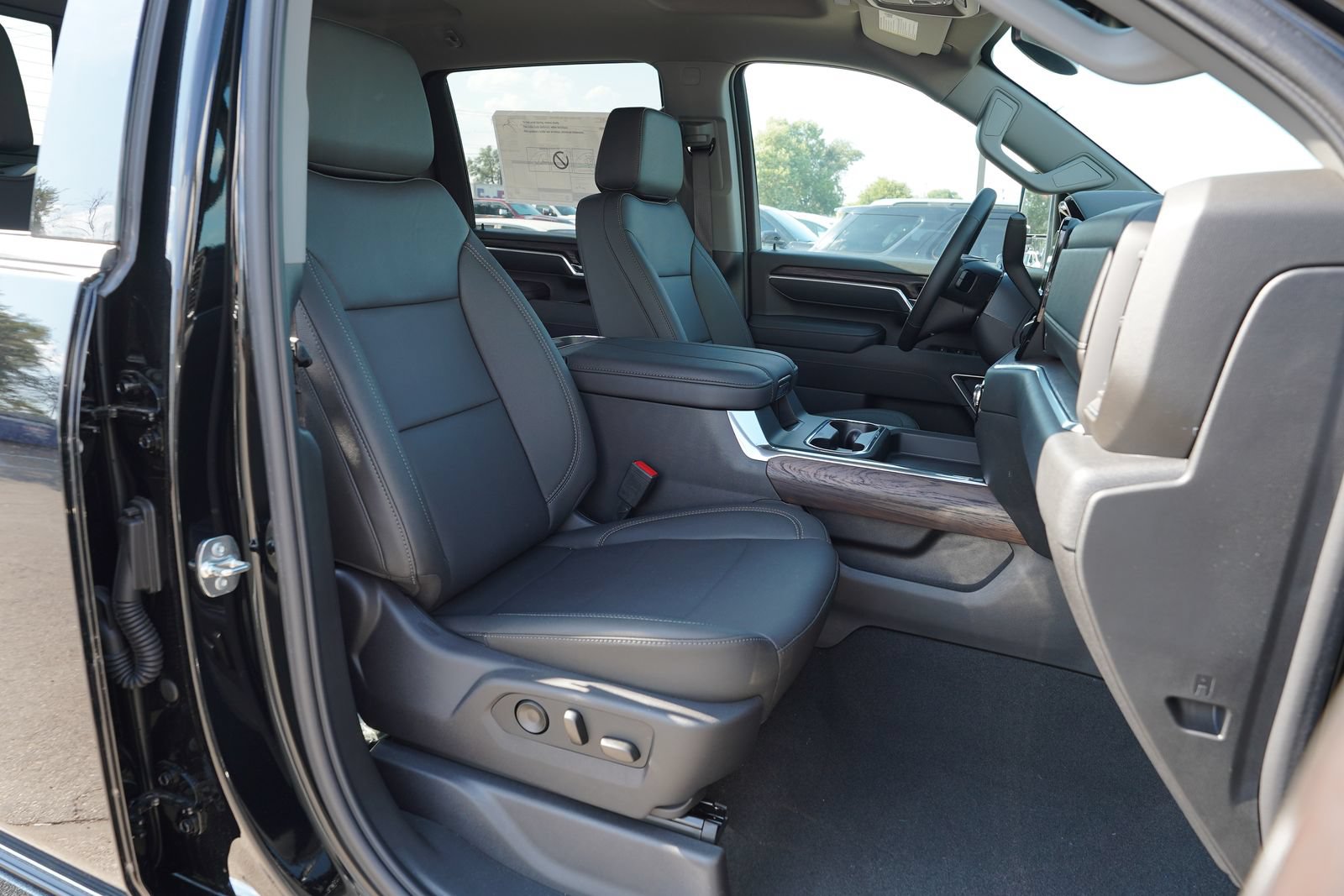 2026 GMC Sierra 2500HD SLT - Photo 25