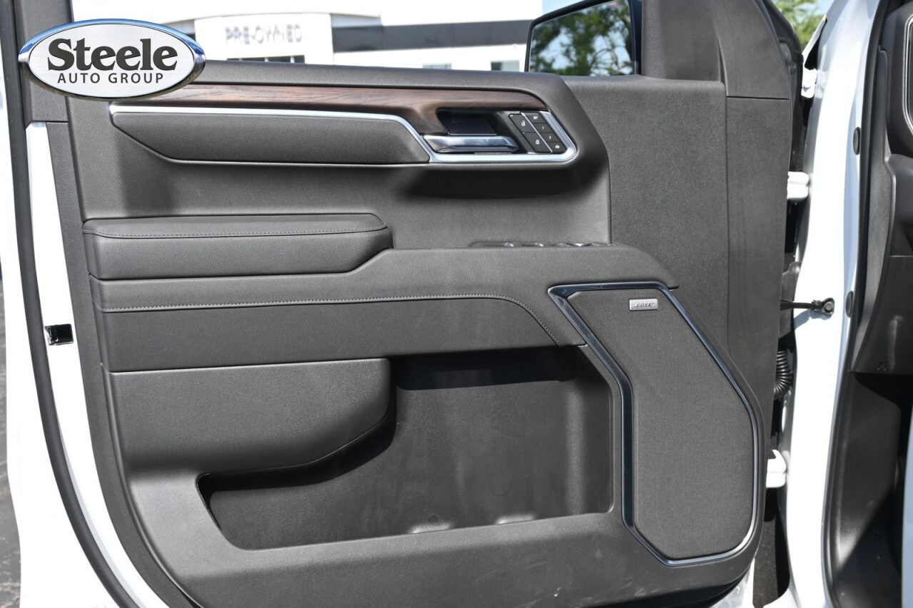2026 GMC Sierra 1500 SLT - Photo 19