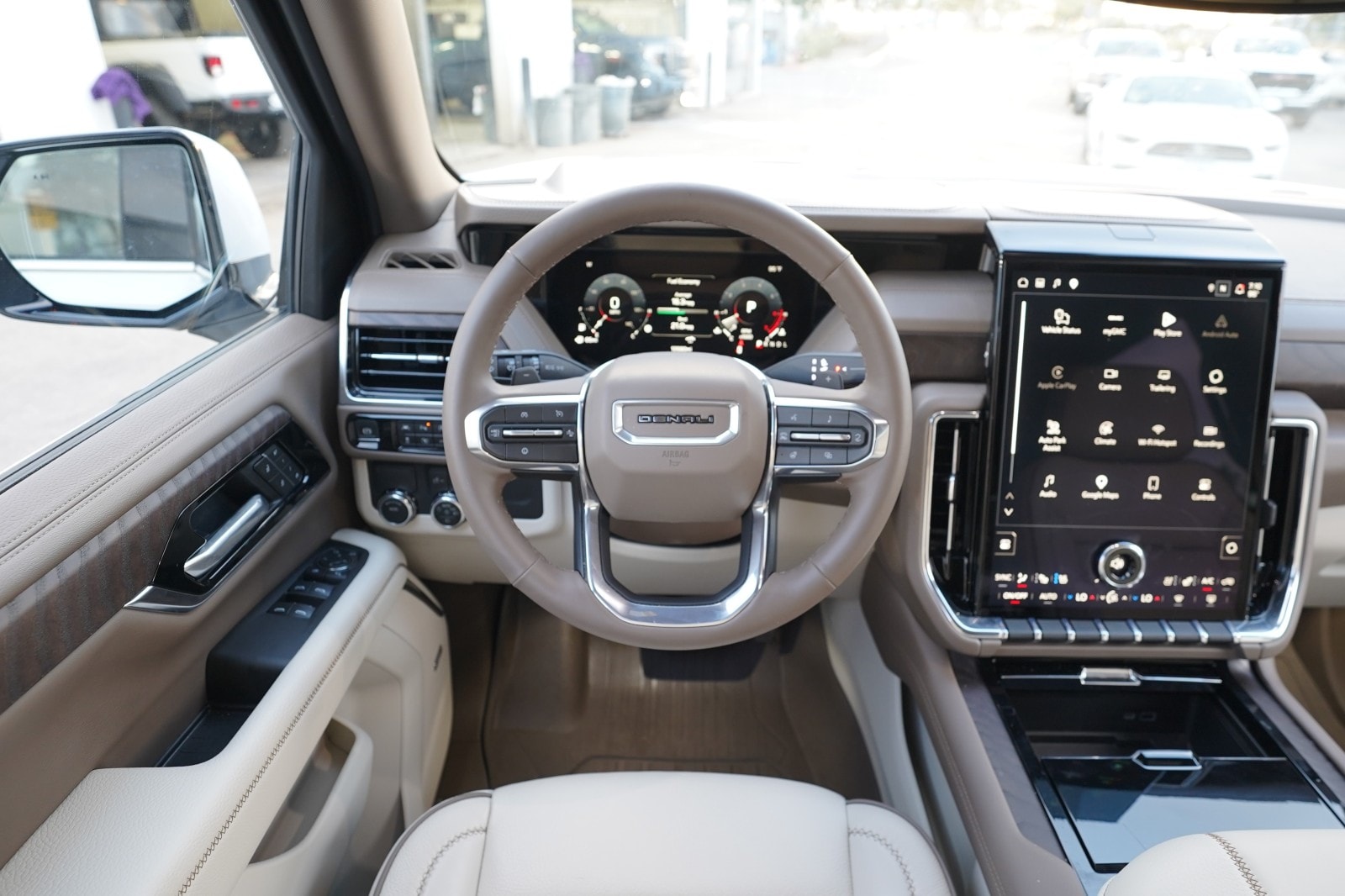 2026 GMC Yukon XL Denali - Photo 8