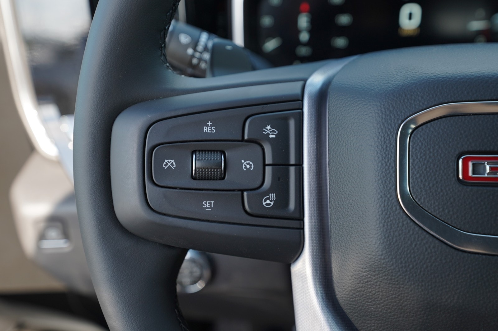 2026 GMC Sierra 1500 SLT - Photo 15