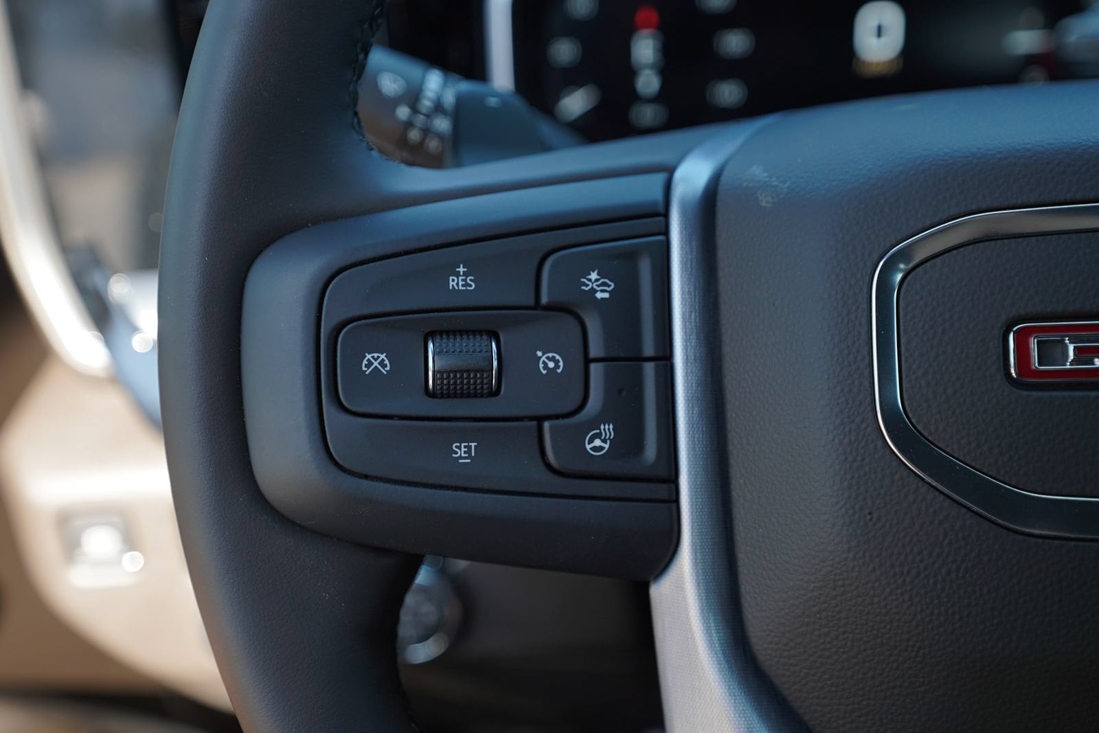 2026 GMC Sierra 1500 SLT - Photo 16