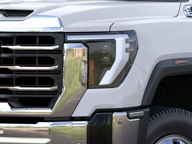 2026 GMC Sierra 3500HD SLT - Photo 10