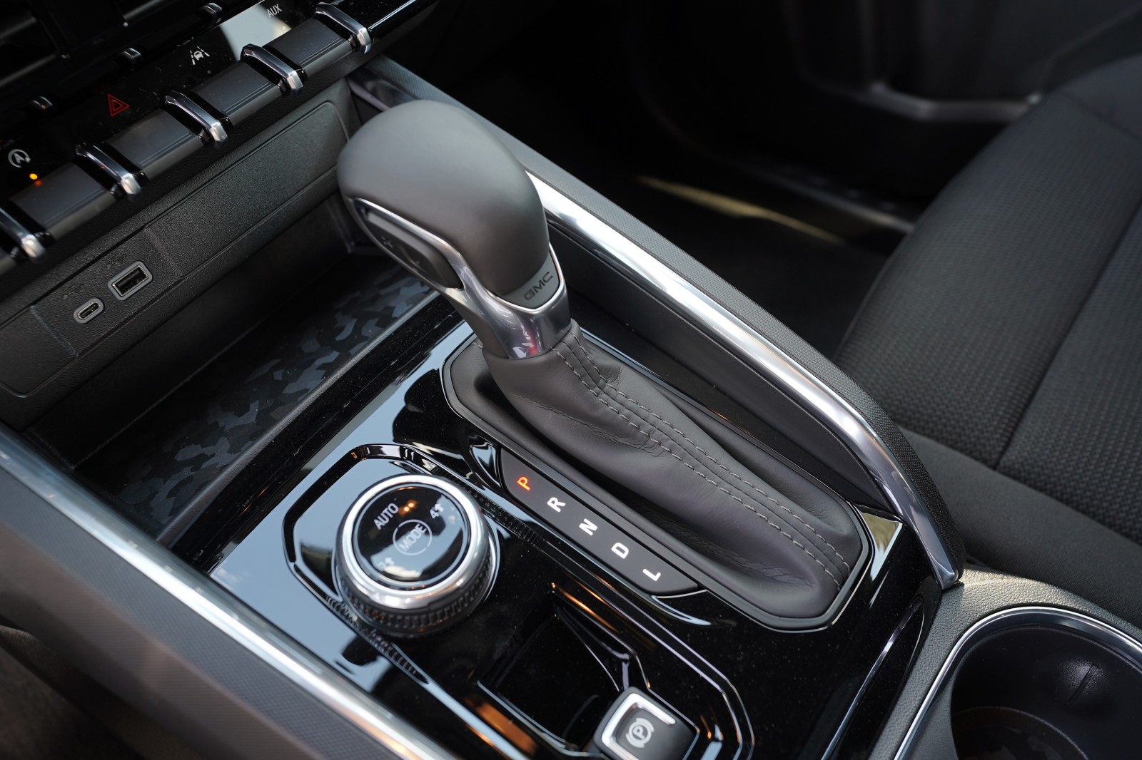 2026 GMC Canyon Elevation - Photo 14