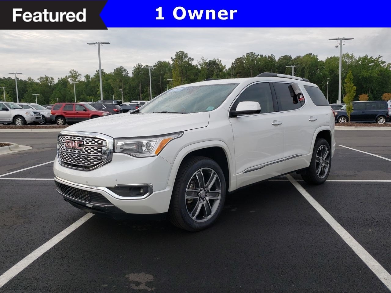 2017 GMC Acadia Denali's photo