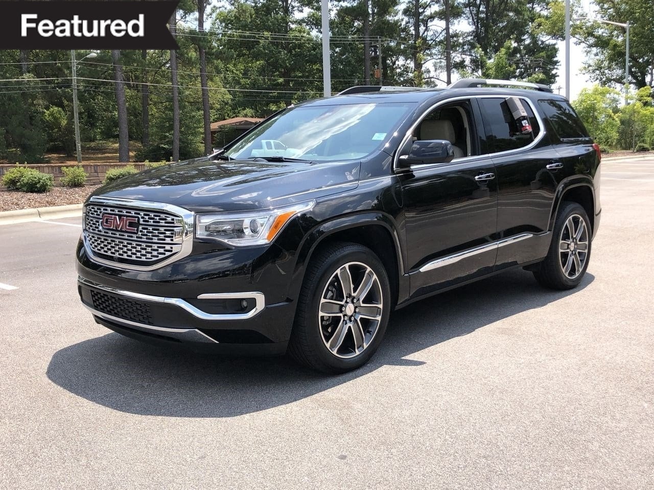 2018 GMC Acadia Denali's photo