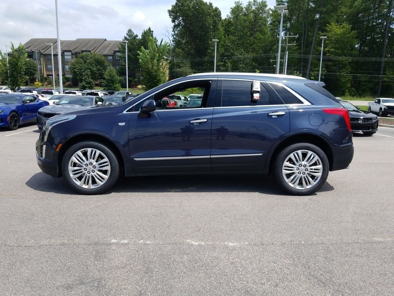 Certified 2018 Cadillac XT5 Premium Luxury with VIN 1GYKNERS8JZ235118 for sale in Burlington, VT