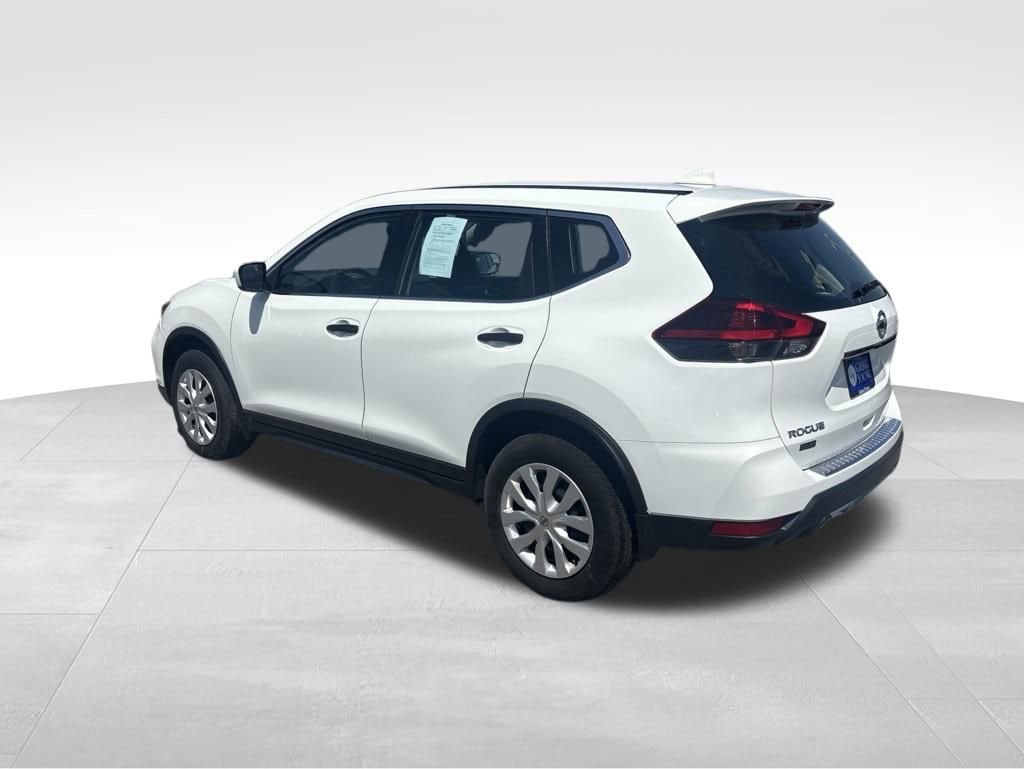 Used 2018 Nissan Rogue S