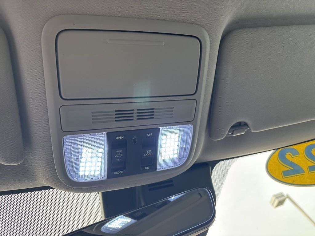 2022 Honda Pilot SE - Photo 31