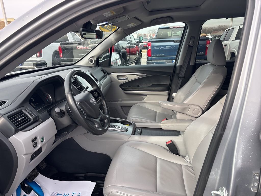 2022 Honda Pilot SE - Photo 14