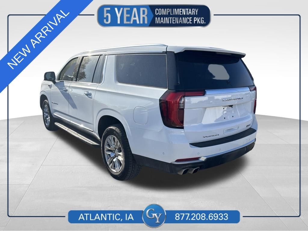 2025 GMC Yukon Denali AWD's photo