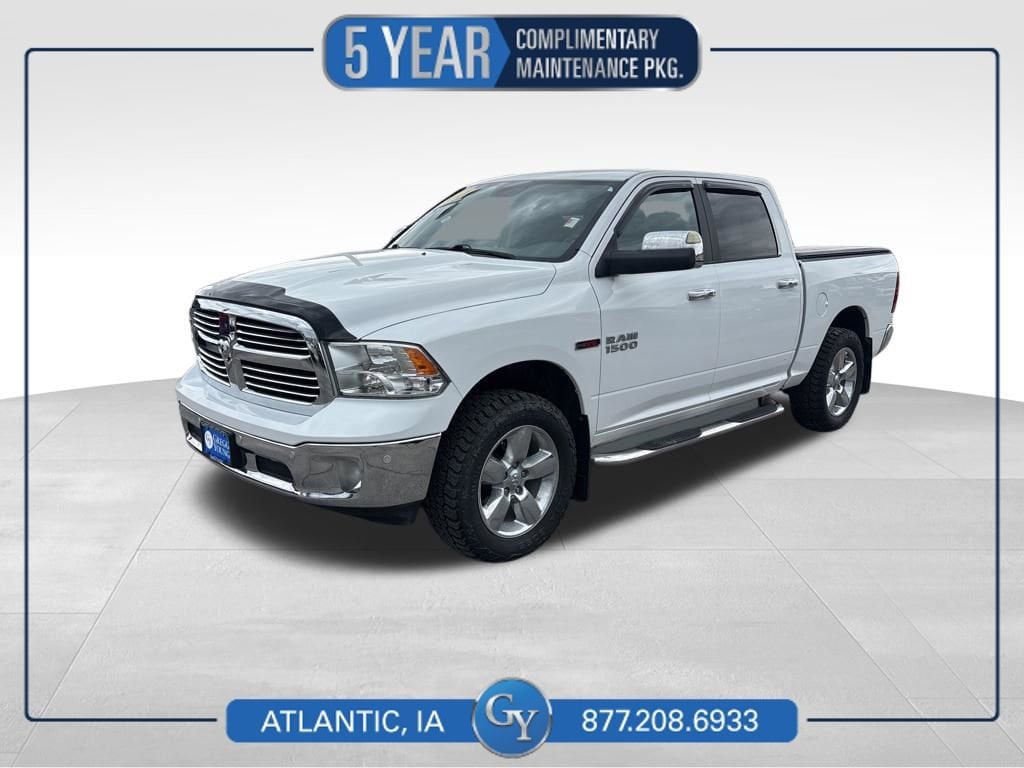 2017 RAM 1500 Big Horn 4x4 Crew Cab 5'7's photo