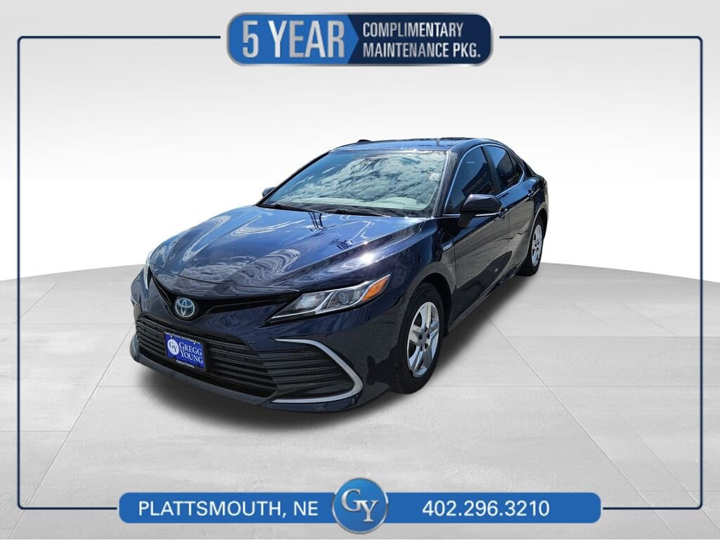 Used 2021 Toyota Camry Hybrid LE