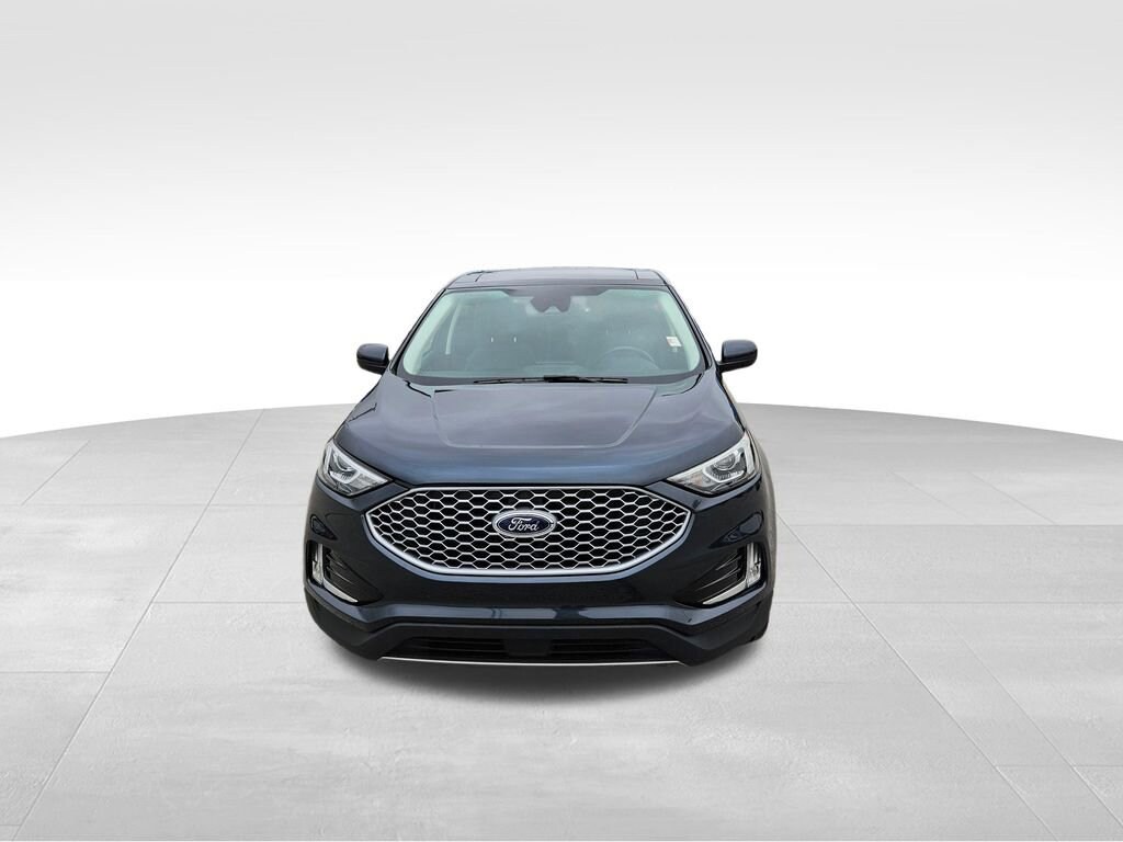Used 2023 Ford Edge SEL