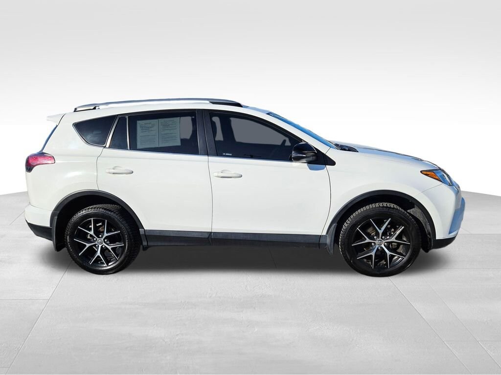Used 2017 Toyota RAV4 SE
