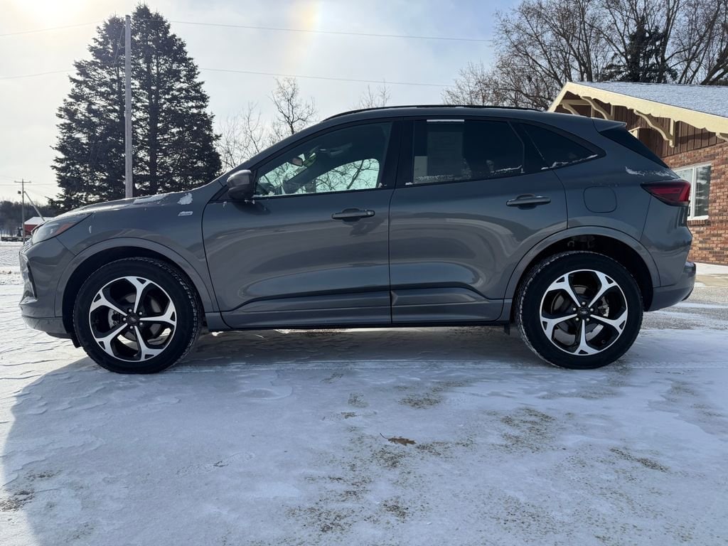 2023 Ford Escape ST-Line Elite - Photo 12