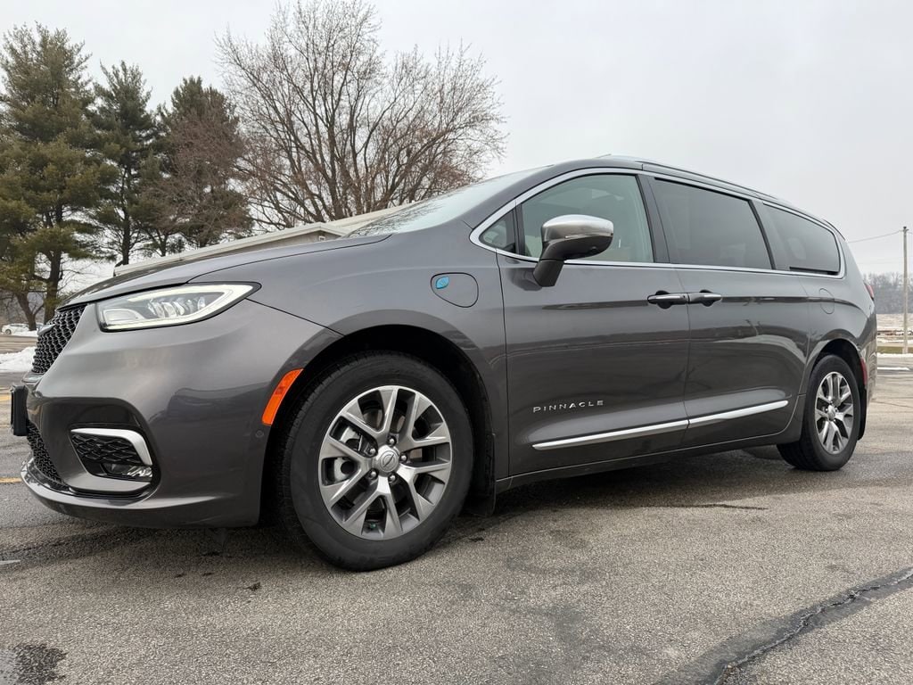 2022 Chrysler Pacifica Hybrid