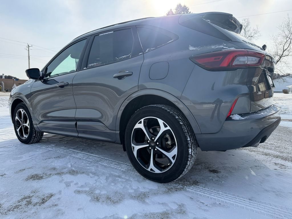 2023 Ford Escape ST-Line Elite - Photo 11