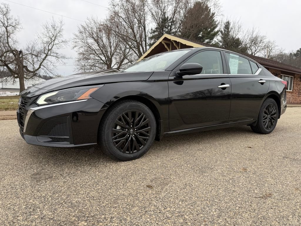 2023 Nissan Altima