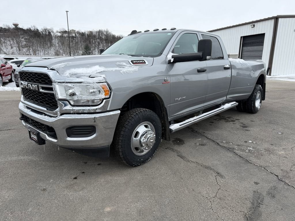 2022 RAM 3500 Tradesman 4X4 Crew Cab LWB's photo