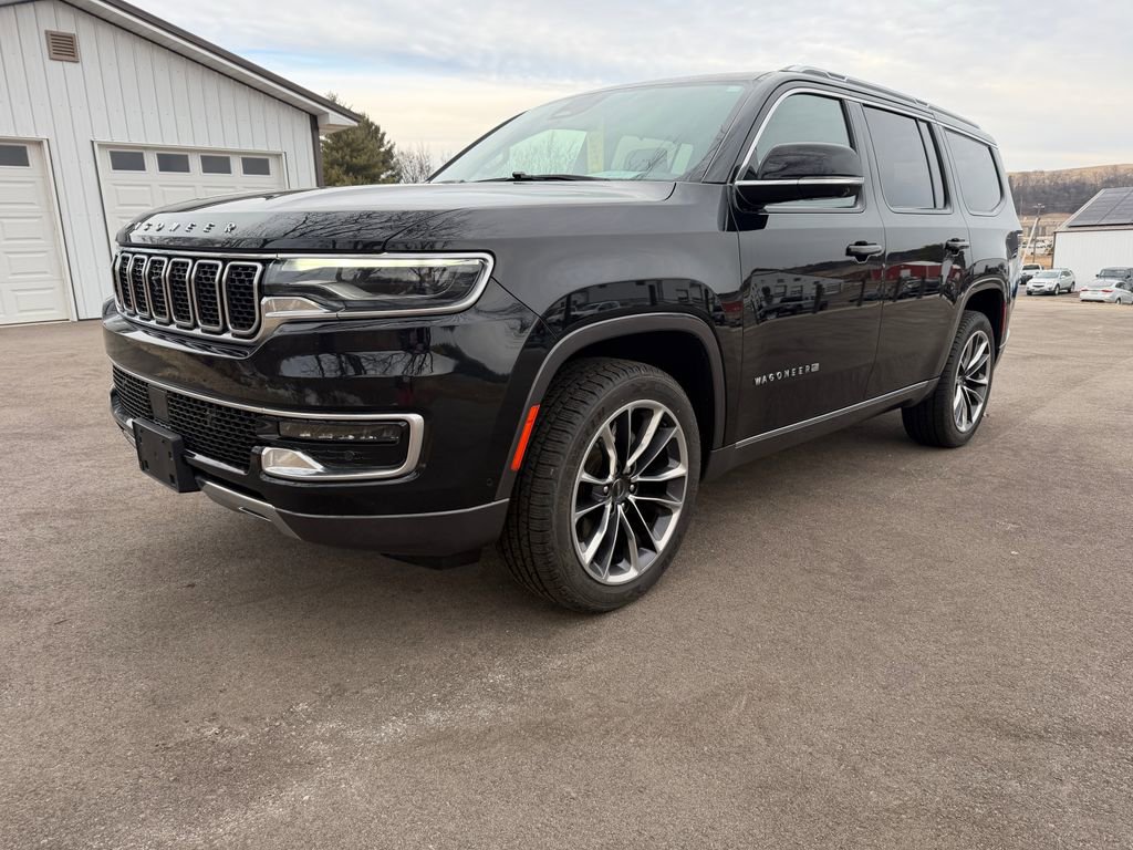 2022 Jeep Wagoneer Series III 4WD's photo