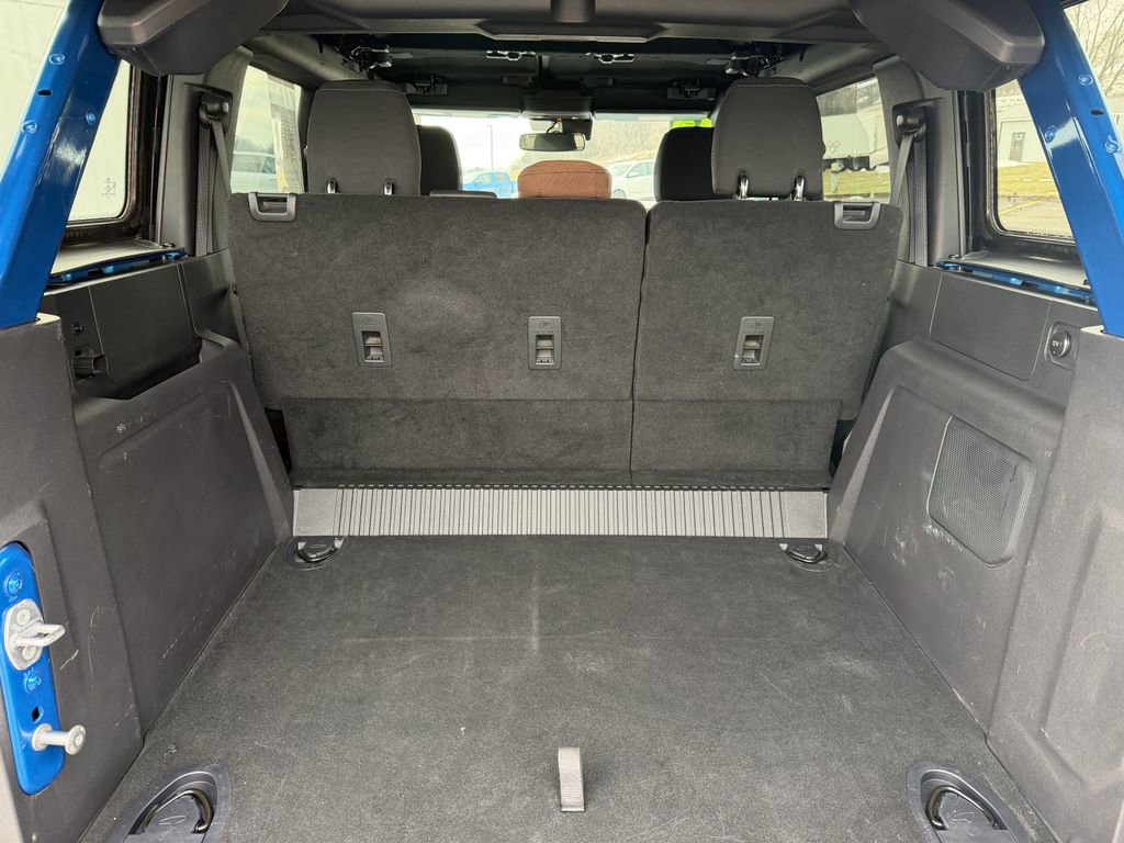 2022 Ford Bronco 4-Door Base - Photo 8