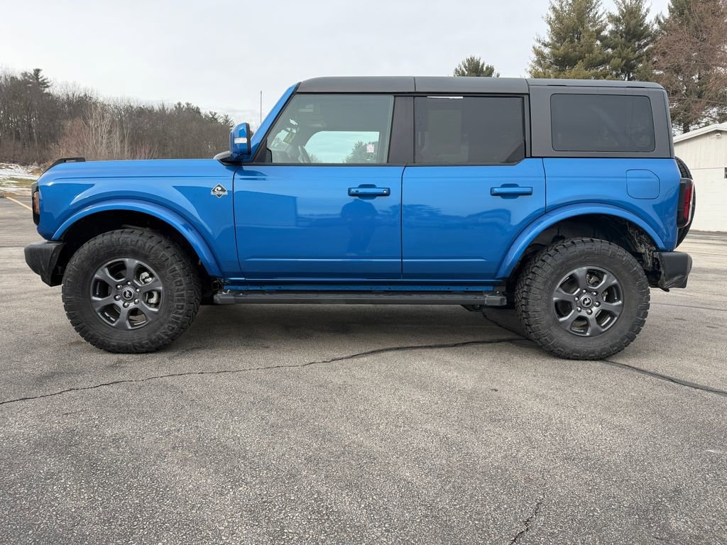 2022 Ford Bronco 4-Door Base - Photo 10