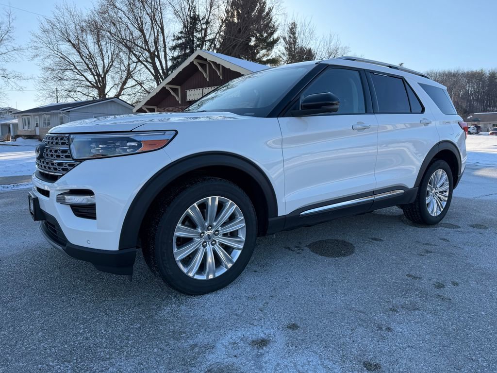 2022 Ford Explorer Limited 4WD's photo