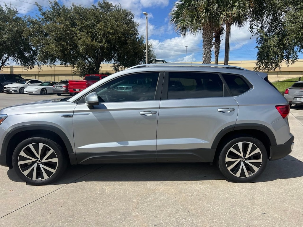 Used 2022 Volkswagen Taos 1.5T SE SUV