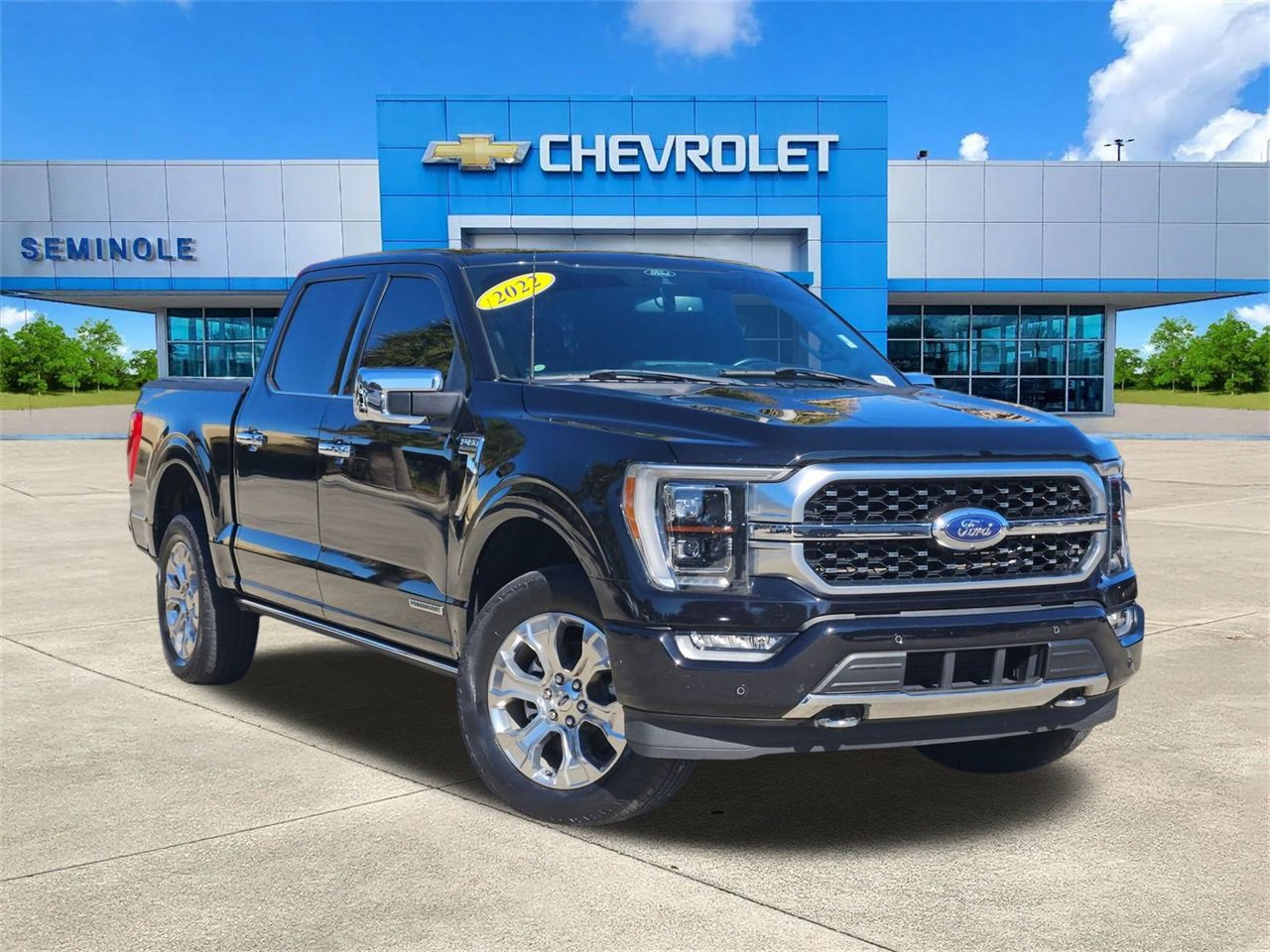 2022 Ford F-150 Platinum's photo