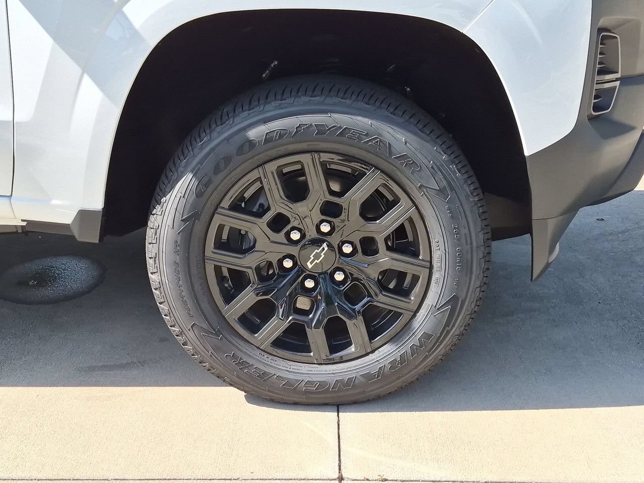 2026 Chevrolet Colorado Work Truck - Photo 25