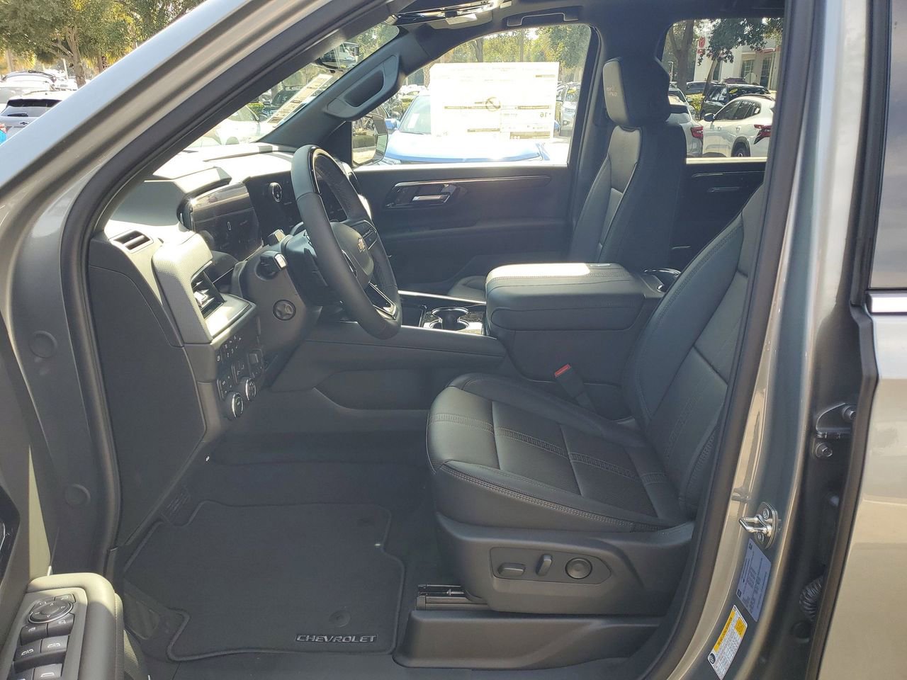 2026 Chevrolet Suburban High Country - Photo 18