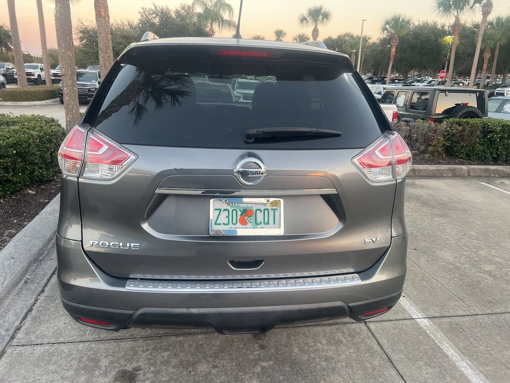 Used 2015 Nissan Rogue SV SUV