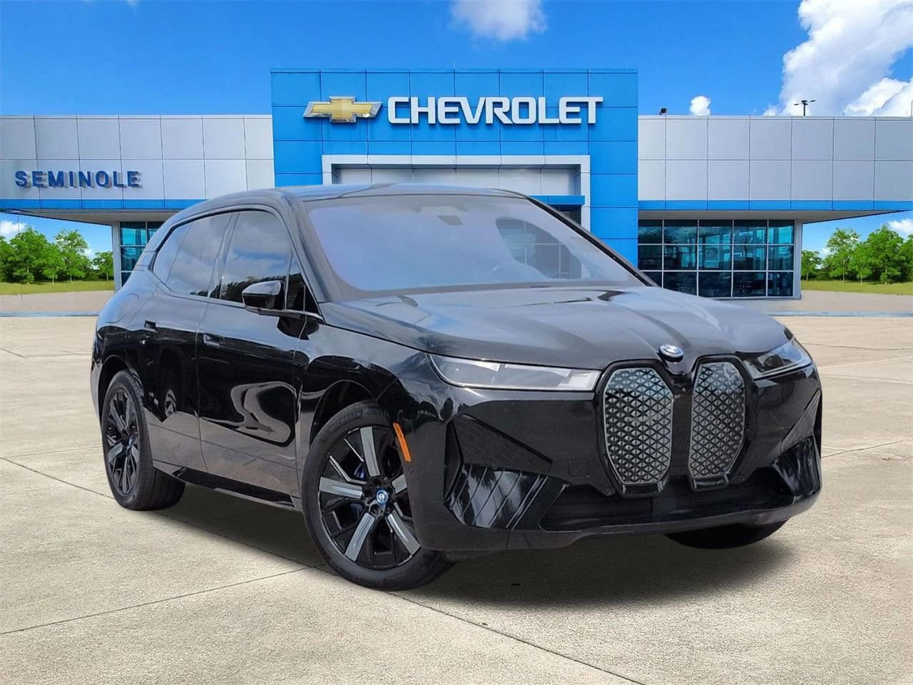 2024 BMW iX xDrive50's photo