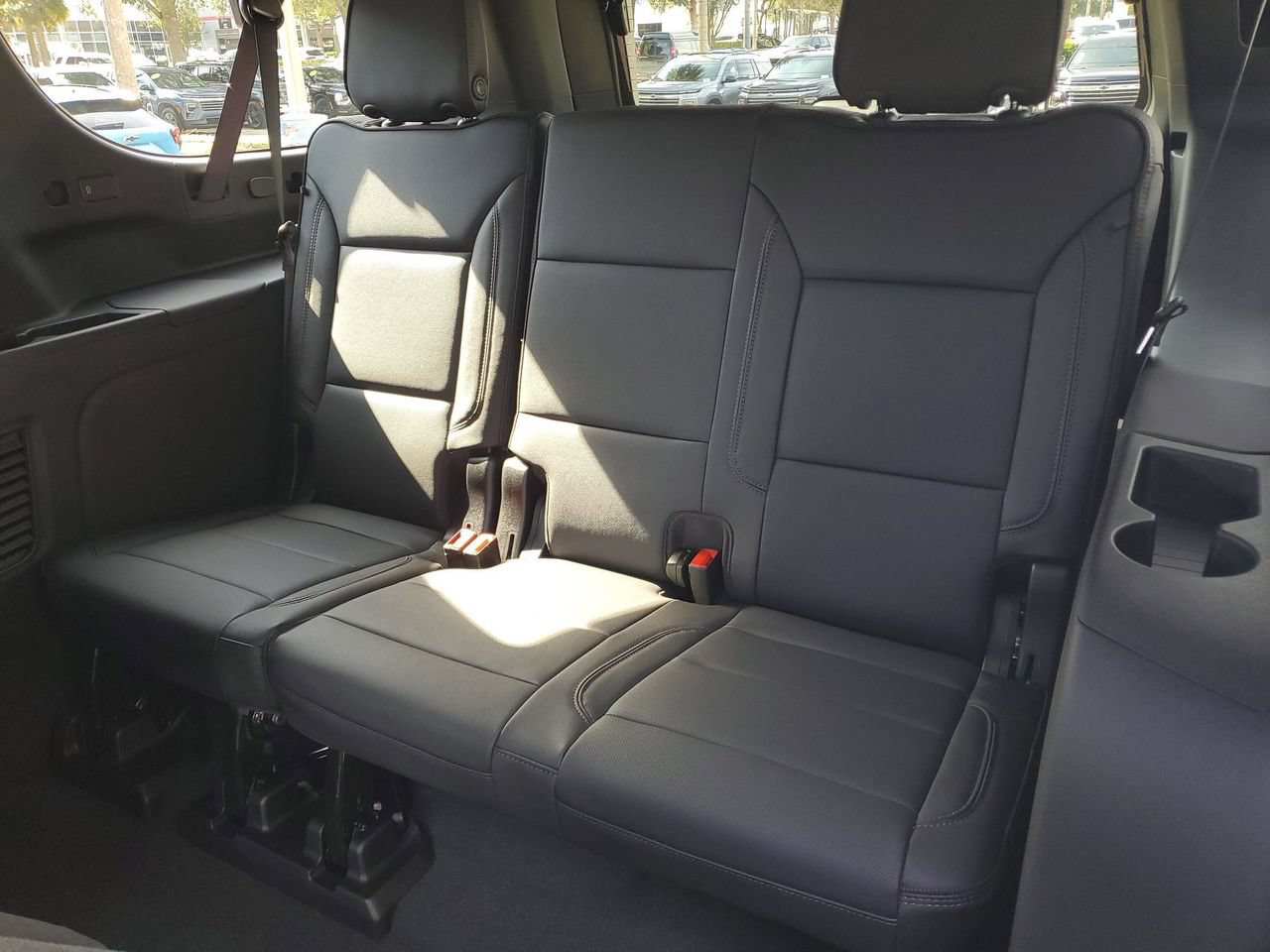2026 Chevrolet Suburban High Country - Photo 11