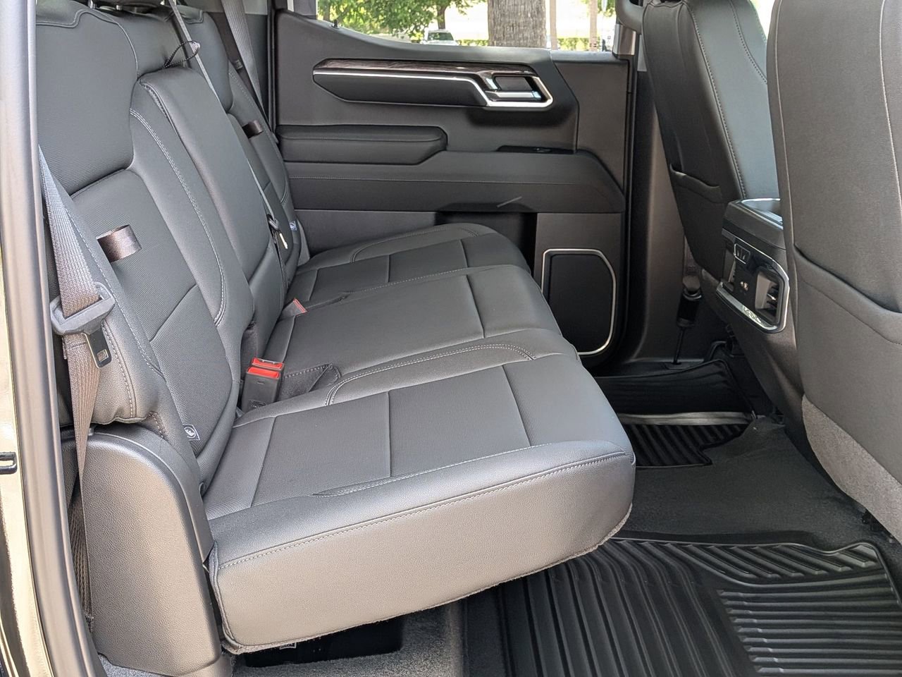 2026 Chevrolet Silverado 1500 LTZ - Photo 24