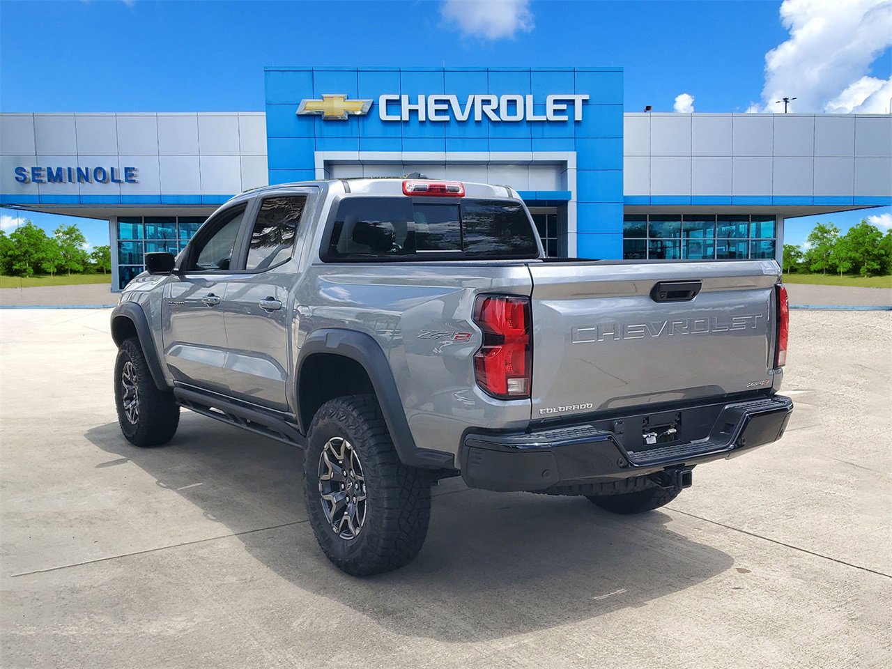 2026 Chevrolet Colorado ZR2 photo 3