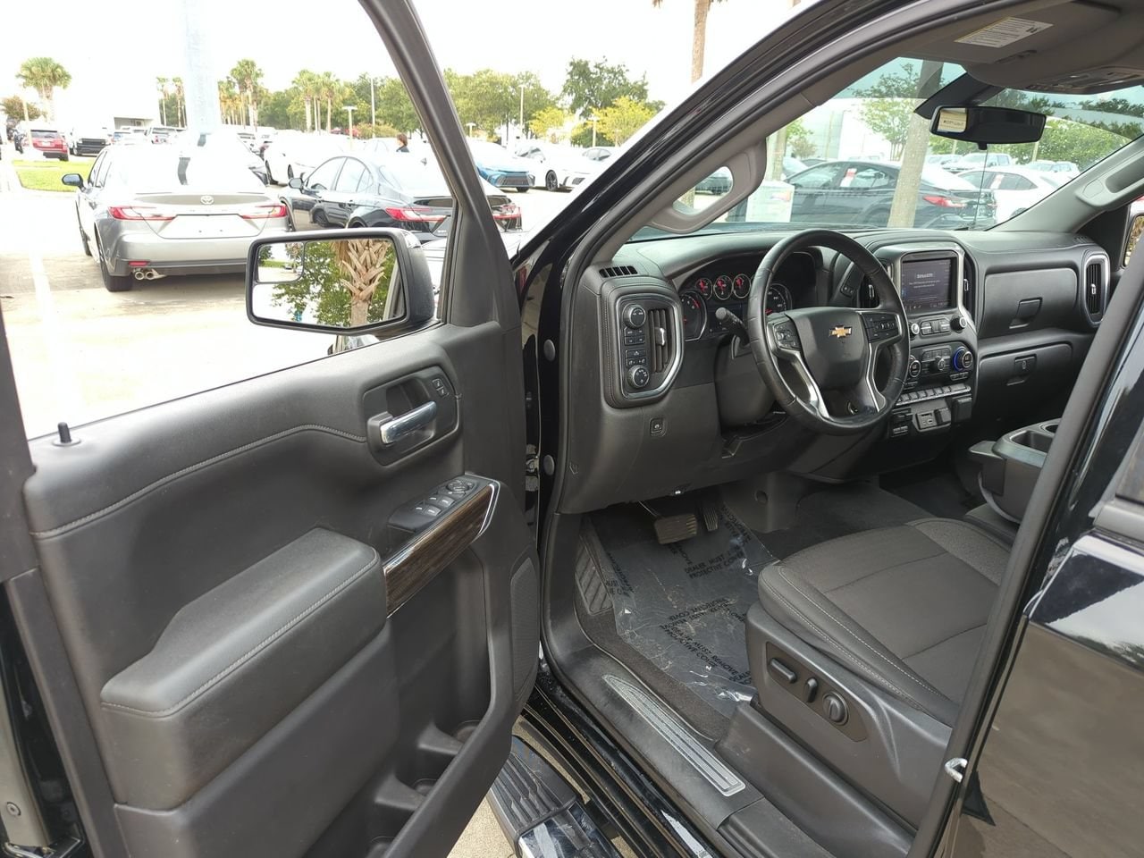 Photo 8