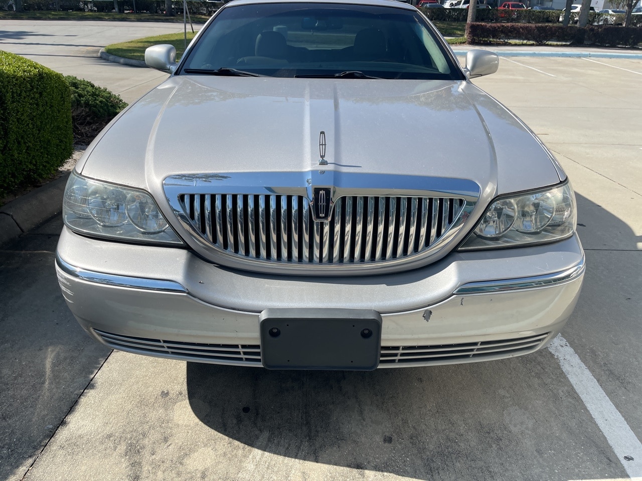 Used 2010 Lincoln Town Car Signature Limited with VIN 2LNBL8CV3AX631653 for sale in Sanford, FL