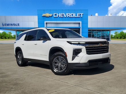 2025 Chevrolet Traverse LT SUV