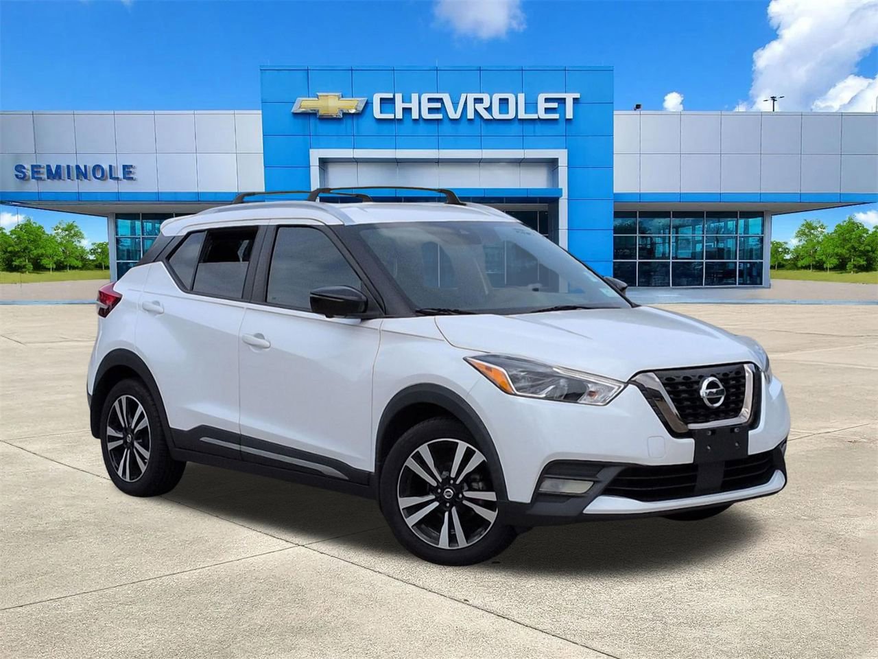 2020 Nissan Kicks SR