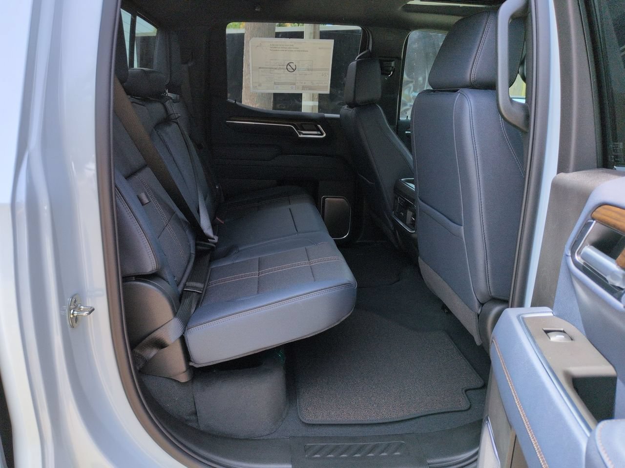 2026 Chevrolet Silverado 1500 High Country - Photo 25