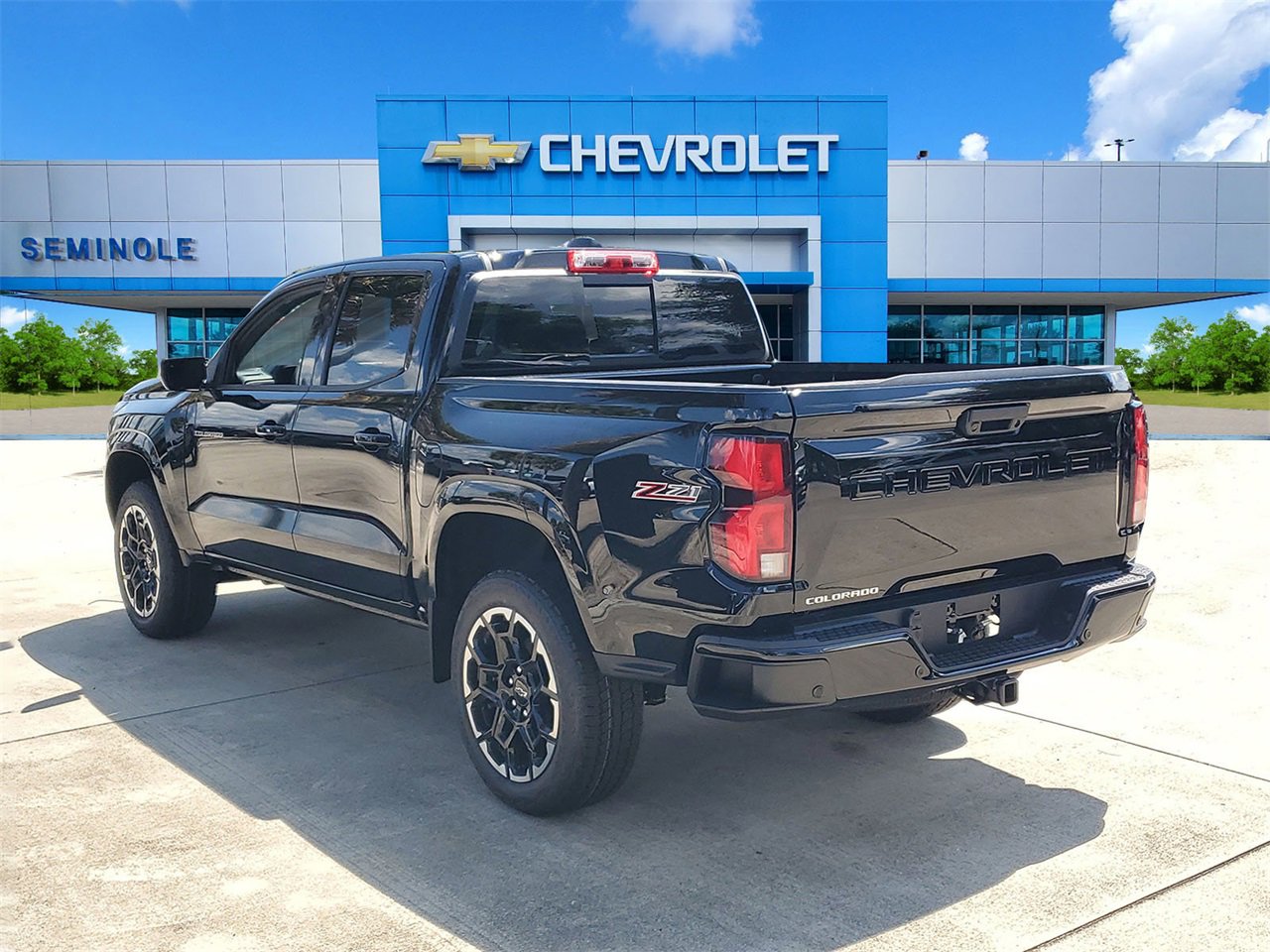 2026 Chevrolet Colorado Z71 photo 3