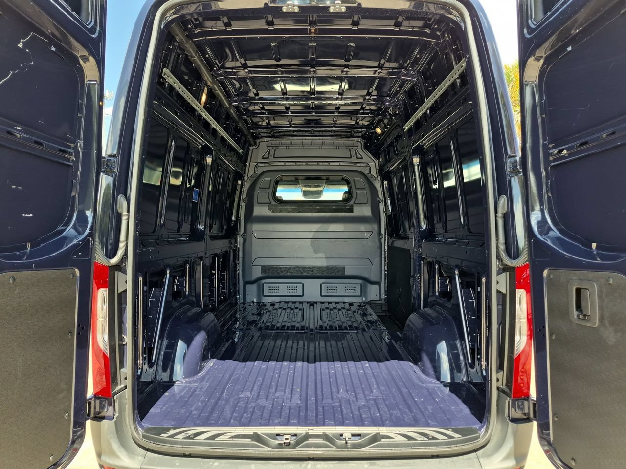 2024 Mercedes-Benz Sprinter Cargo Van Base - Photo 19