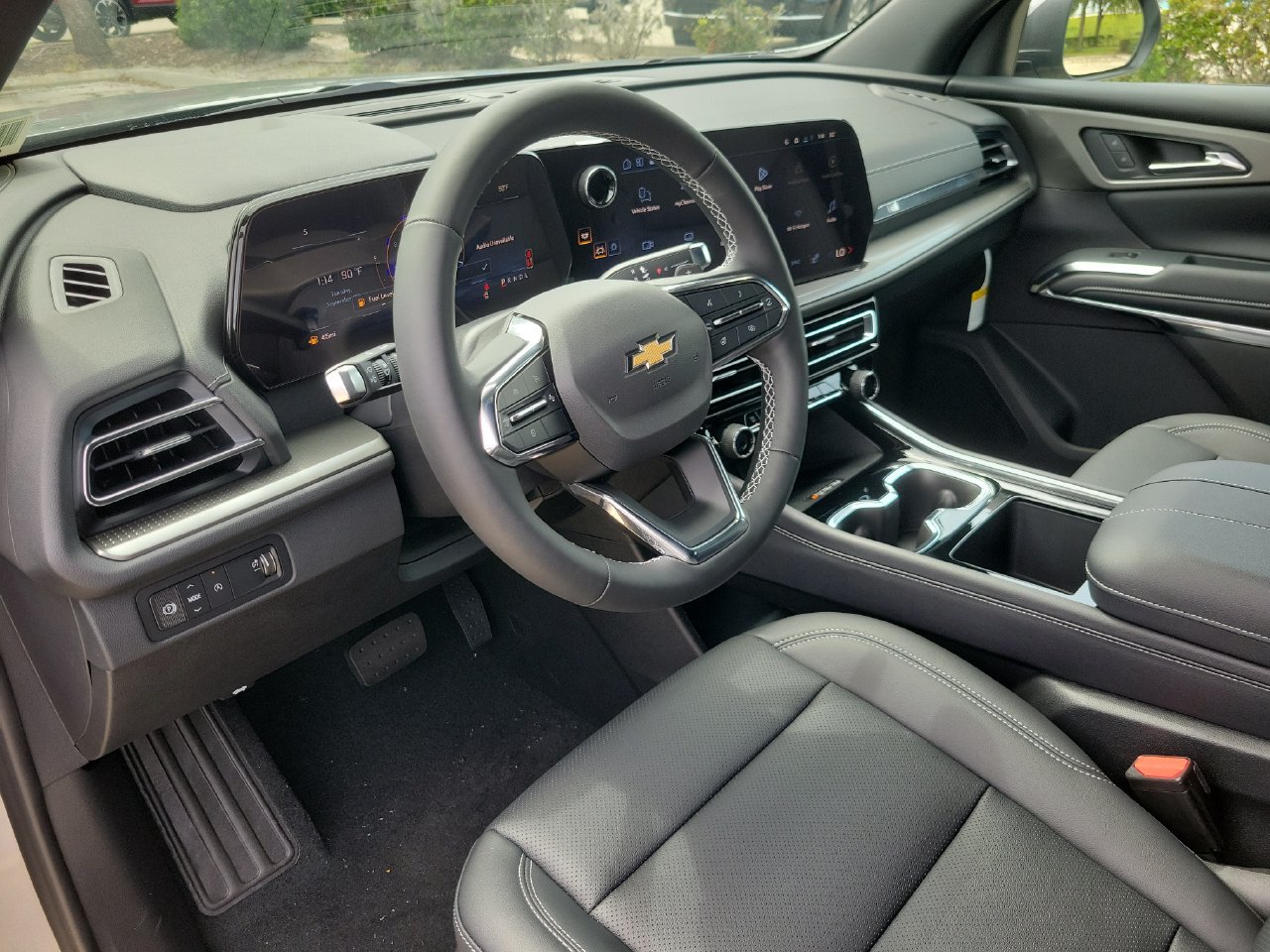 2027 Chevrolet Traverse LT - Photo 14