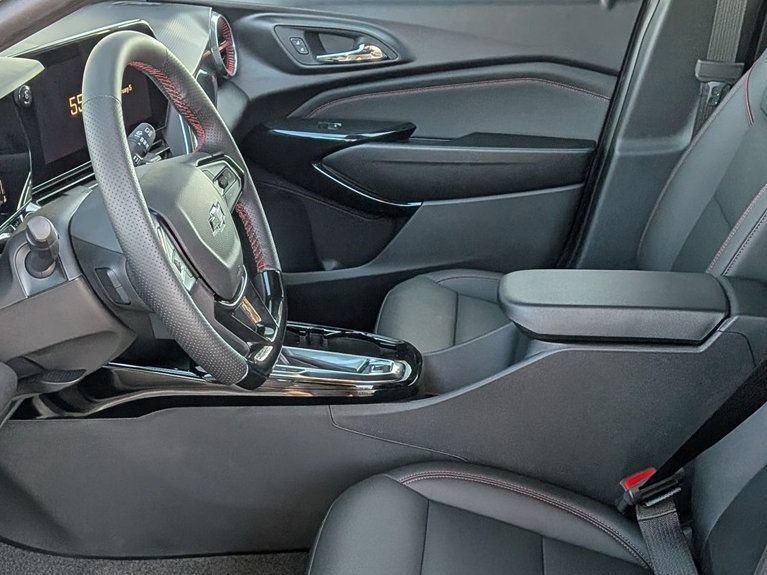 2026 Chevrolet Trax RS - Photo 17