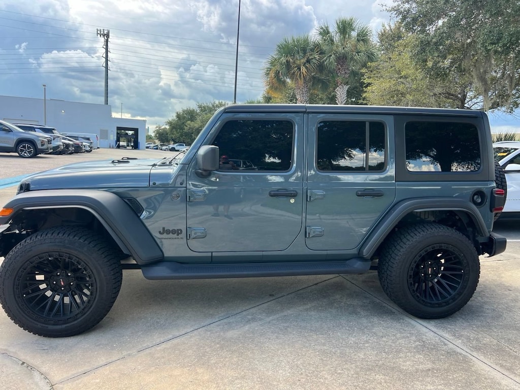 Used 2025 Jeep Wrangler 4-Door Summit 4x4 SUV