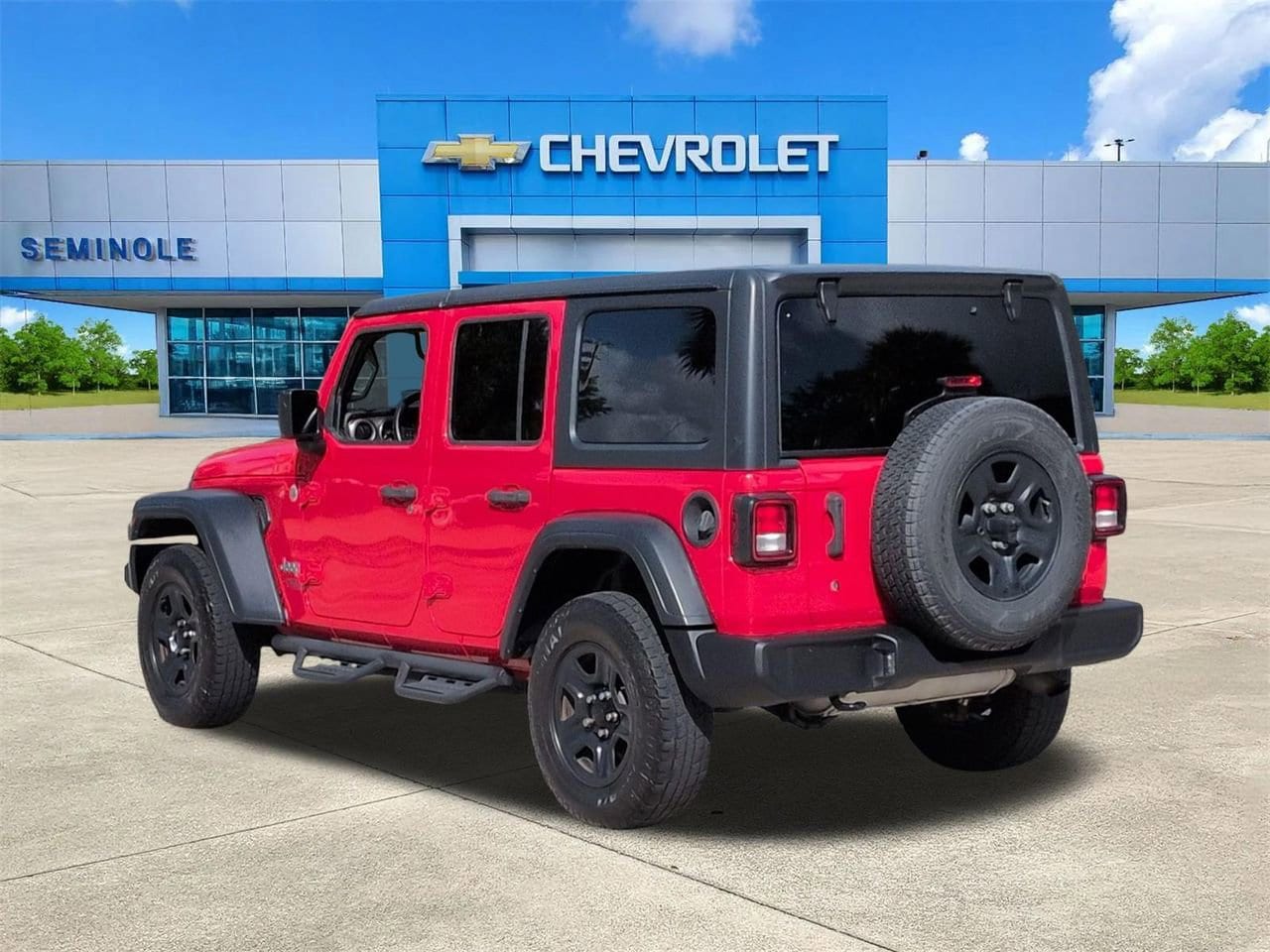 View vehicle photo 3